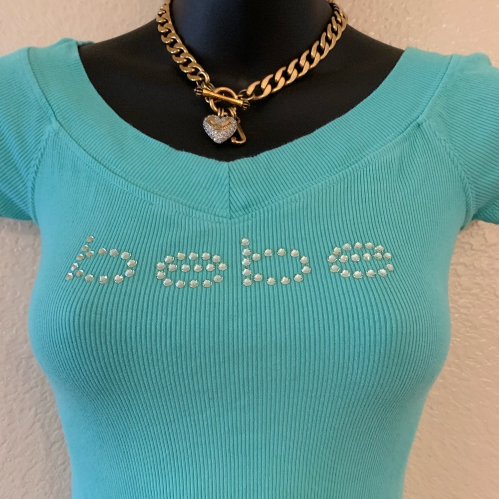 Bebe t-shirt green with top logo crystals white